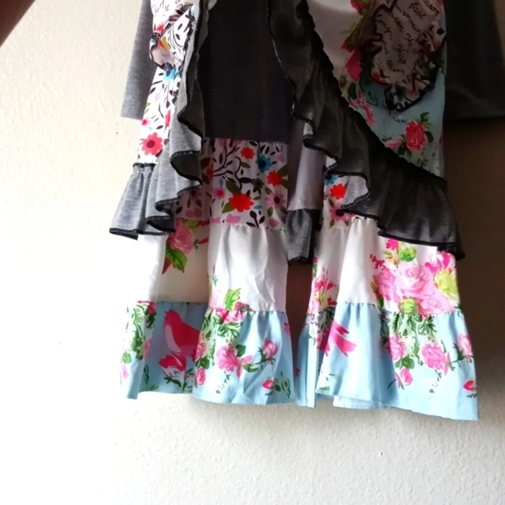 🐑 NWOT Little Girl's Floral Ruffle Party Outfit Gray Blue . Size 6-7 yrs.